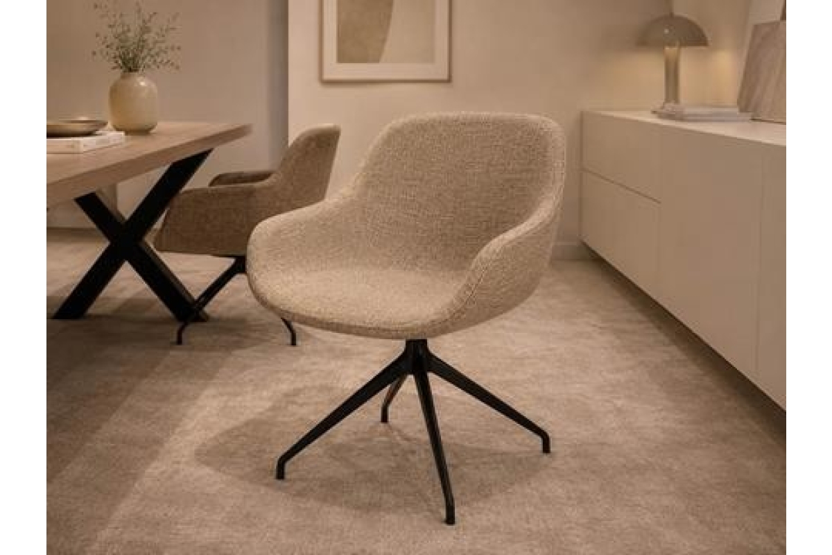 Beige eetkamerstoel met zwarte spinpoot en gecapitonneerde zitting in een modern